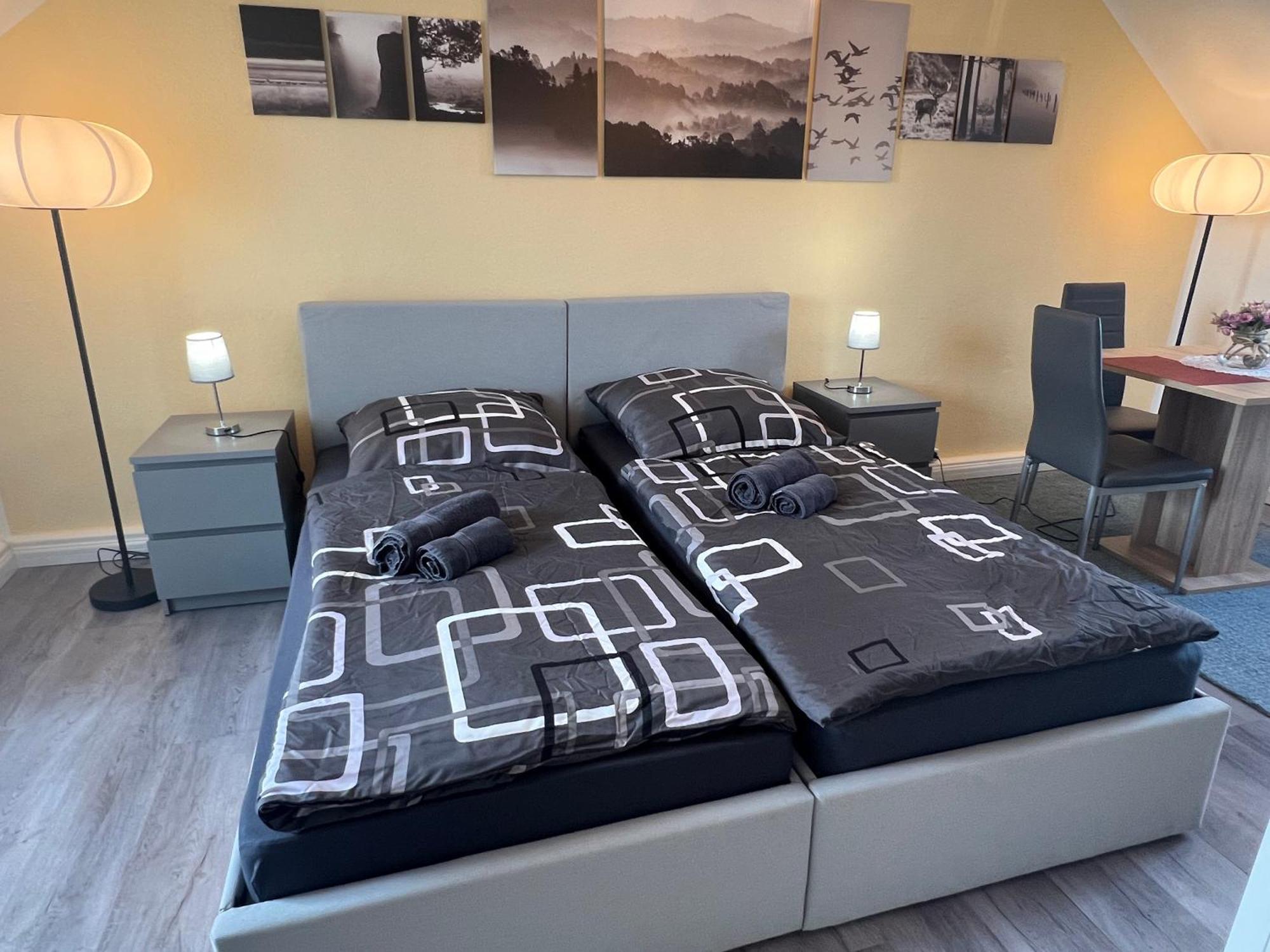 Studio Apartment Fruehauf Geithain Bagian luar foto